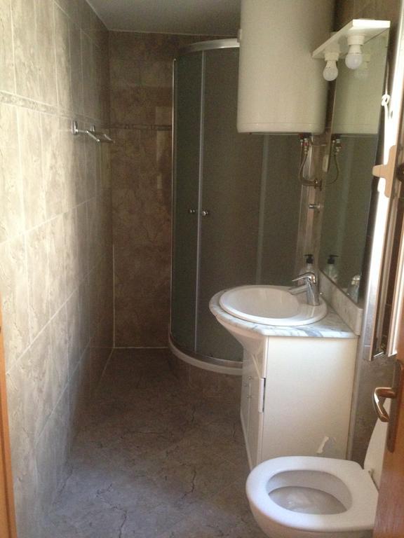 Apartman Roko Tribalj Buitenkant foto