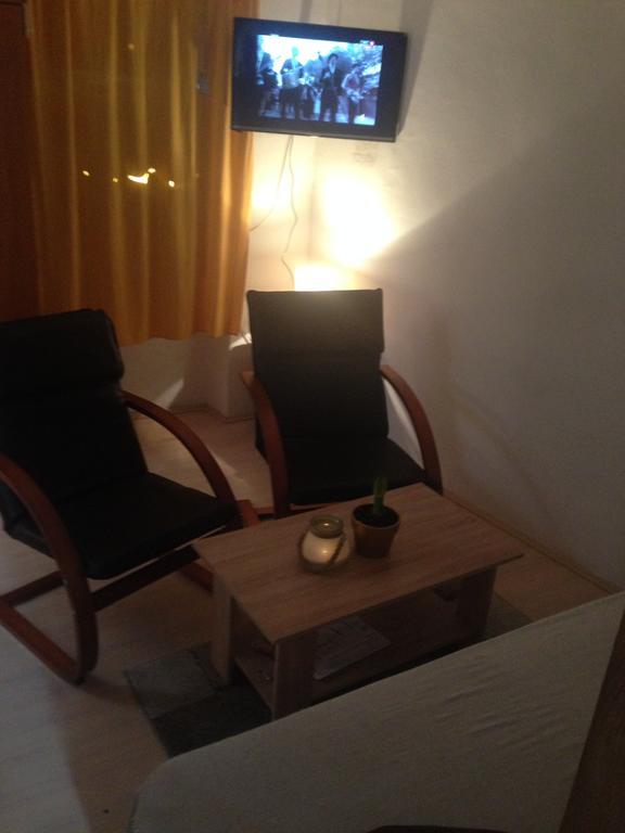 Apartman Roko Tribalj Buitenkant foto
